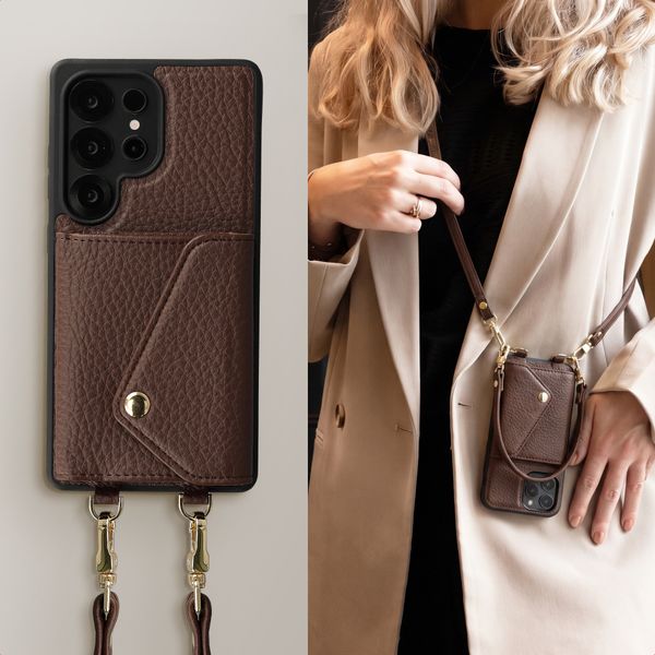 Selencia Sera Telefoonhoes met Koord en Envelop Pashouder Samsung Galaxy S25 Ultra - Chocolate Brown
