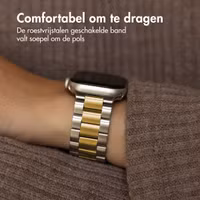imoshion Stalen bandje Apple Watch Series 1 t/m 11 / SE / Ultra (44/45/46/49 mm) - Zilver / Goud