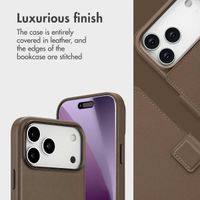 Accezz 2-in-1 Leather Bookcase with MagSafe Apple iPhone 17 Pro Max - Coffee Brown