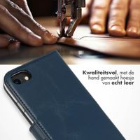 Selencia Echt Leren Bookcase iPhone SE (2022 / 2020) / 8 / 7 / 6(s) - Blauw