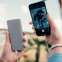 Xtorm Go2 | Powerbank 10.000 mAh - Clay