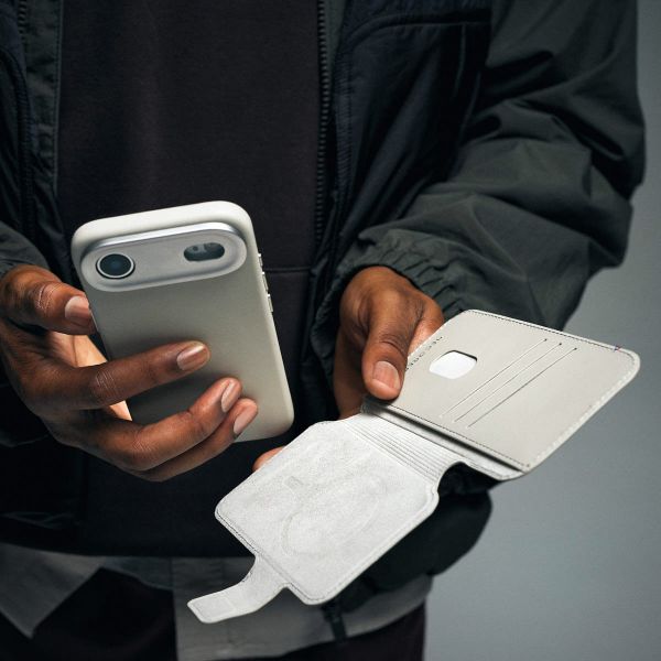 Decoded 2 in 1 Leather Detachable Wallet MagSafe Apple iPhone Air - Chocolate Brown