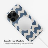 Selencia Vivid Tough Backcover met MagSafe iPhone 15 Pro Max - Wave Vibes Classic Blue