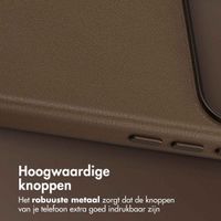 Accezz MagSafe Leather Backcover Apple iPhone 17 Pro - Coffee Brown