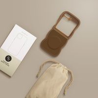 Selencia Wavy Backcover met MagSafe Samsung Galaxy Z Flip 6 - Mocha Brown