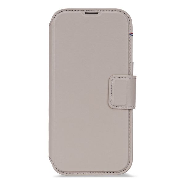 Decoded 2 in 1 Leather Detachable Wallet MagSafe Apple iPhone 17 - Solid Clay