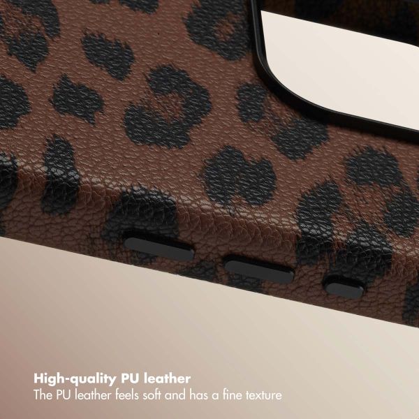 Selencia Sabi Back Cover Panther Print with MagSafe Apple iPhone 15 Pro - Mocha Brown