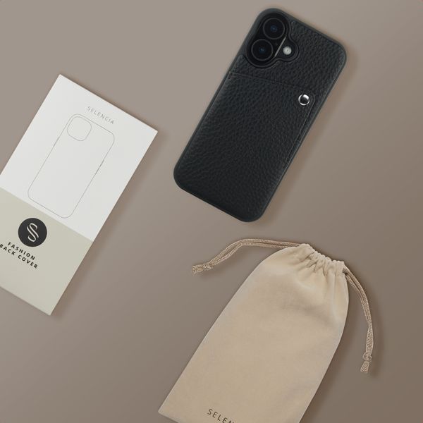 Selencia Riva Backcover met Pashouder Apple iPhone 16 - Zwart