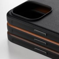 Nomad Modern Leather Case iPhone 15 Pro Max - Zwart