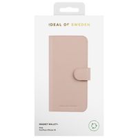 iDeal of Sweden Magnet Wallet+ Bookcase Apple iPhone 15 - Pink