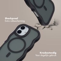 Selencia Wavy Backcover met MagSafe Apple iPhone 17 - Zwart