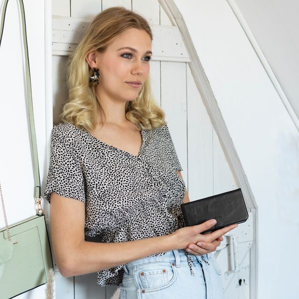 Selencia Echt Leren Bookcase Huawei P20 Lite - Zwart