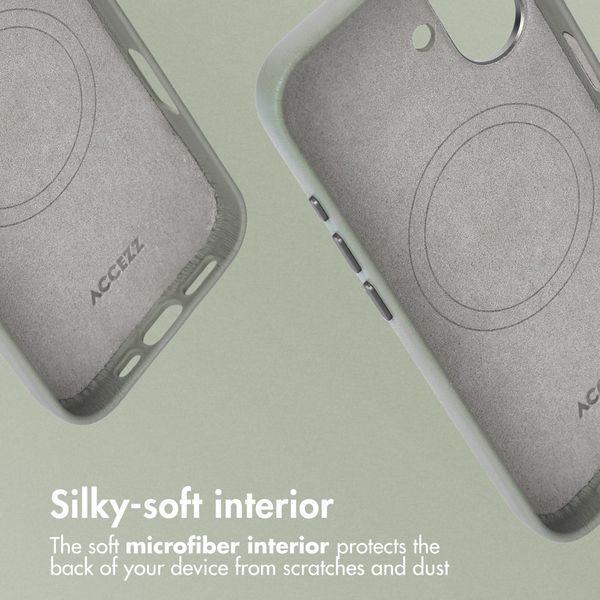Accezz Leather Back Cover with MagSafe Apple iPhone 16 - Light Grey