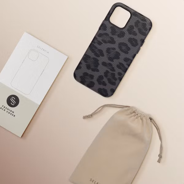 Selencia Sabi Backcover Panterprint met MagSafe Apple iPhone 12 (Pro) - Midnight Black