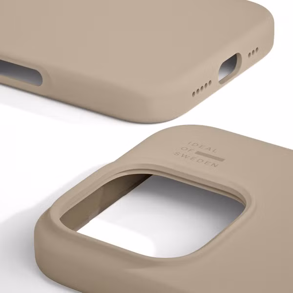 iDeal of Sweden Silicone Case met MagSafe Apple iPhone 16 Pro - Beige