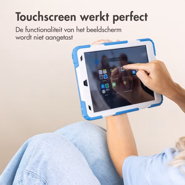 imoshion Rugged Kidsproof Backcover Apple iPad 6 (2018) 9.7 inch / iPad 5 (2017) 9.7 inch / Air 2 (2014)/Air 1 (2013) - Blauw