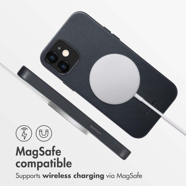 Accezz Leather Back Cover with MagSafe Apple iPhone 12 (Pro) - Onyx Black