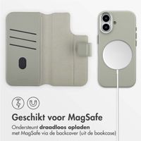 Accezz Leather Bookcase 2-in-1 met MagSafe Apple iPhone 17 - Light Grey
