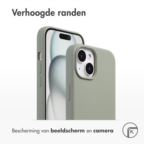 Accezz Liquid Silicone Backcover met MagSafe Apple iPhone 15 - Cooper Green