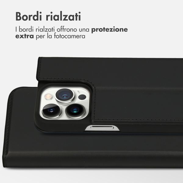 Accezz Premium Leather Slim Bookcase Apple iPhone 13 Pro - Zwart