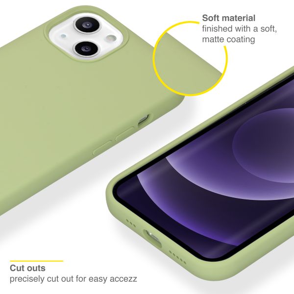 Accezz Liquid Silicone Backcover Apple iPhone 13 - Groen
