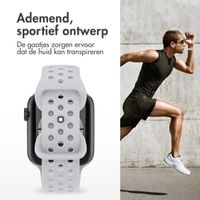 imoshion Sport⁺ bandje Apple Watch Series 1 t/m 9 / SE (38/40/41 mm) | Series 10 (42 mm) - Maat M/L - Pure Platinum & White