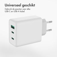 imoshion 4-in-1 MagSafe powerbank + Accezz Telefoonhouder auto MagSafe + Accezz USB-C naar USB-C kabel + Accezz Ultra Fast Wall Charger - Starterkit iPhone 15 serie / iPhone 16 serie