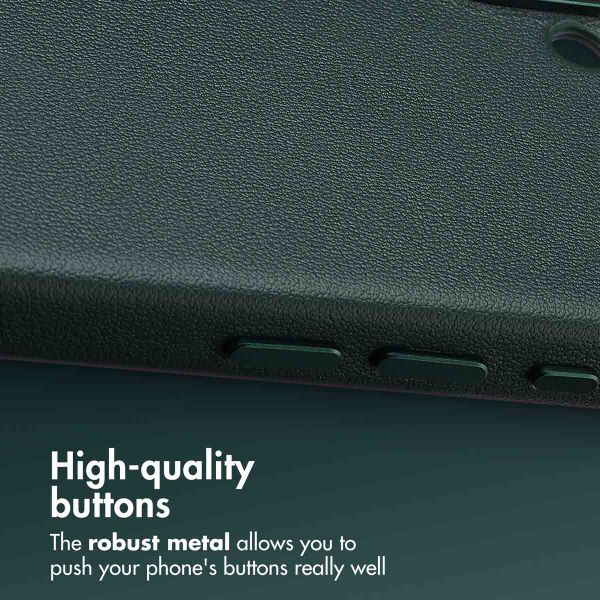 Accezz Leather Back Cover with MagSafe Apple iPhone 16 - Cedar Green