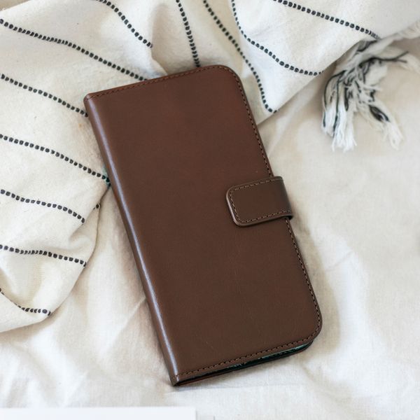 Selencia Echt Leren Bookcase Apple iPhone 11 - Bruin