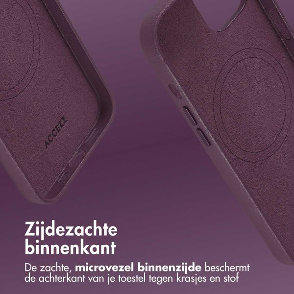 Accezz MagSafe Leather Backcover Apple iPhone 12 (Pro) - Heath Purple