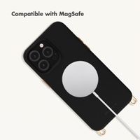 Selencia Rivièra MagSafe Back Cover with detachable hooks Apple iPhone 13 Pro - Velvet Black