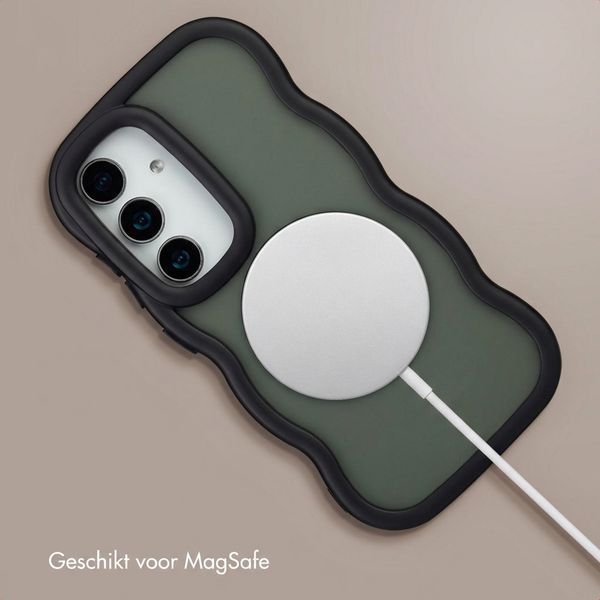 Selencia Wavy Backcover met MagSafe Samsung Galaxy S25 / S24 - Zwart