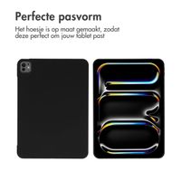 Accezz Liquid Silicone Backcover met penhouder Apple iPad Pro 11 (2024) M4 - Zwart