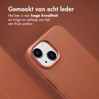 Accezz Leather Bookcase 2-in-1 met MagSafe Apple iPhone 15 - Sienna Brown