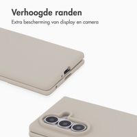 Accezz Liquid Silicone Backcover met MagSafe Samsung Galaxy Z Fold 8 Ultra - Stone