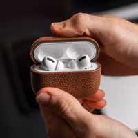 Accezz Echt Leren Case Apple AirPods Pro - Cognac