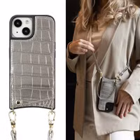Selencia Nova Croco Telefoonhoes met Koord en Pashouder Apple iPhone 15 - Zilver
