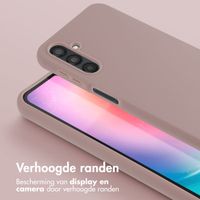 Selencia Siliconen hoesje met afneembaar koord Samsung Galaxy A25 (5G) - Sand Pink