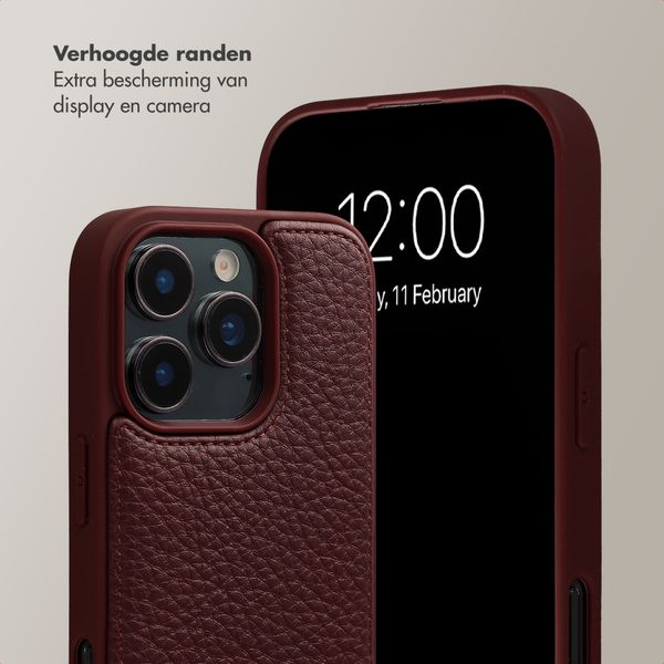 Selencia Nova Telefoonhoes met Koord en Pashouder Apple iPhone 16 Pro - Bold Burgundy
