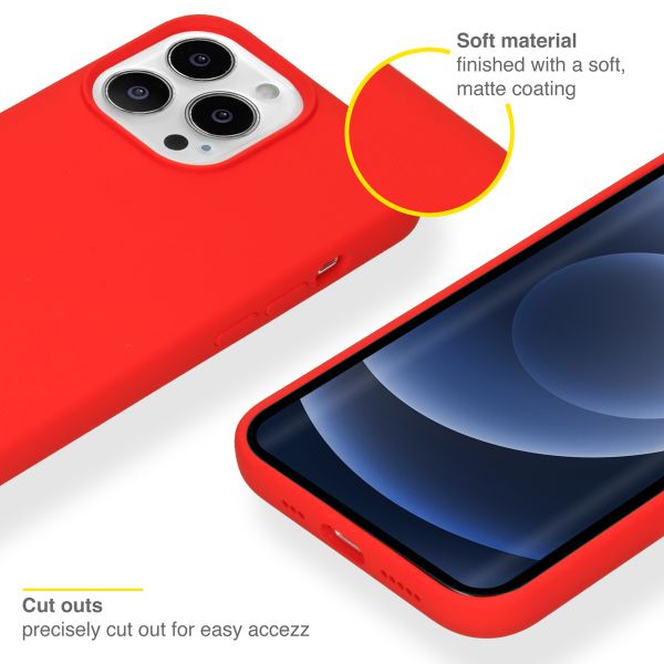 Accezz Liquid Silicone Backcover iPhone 13 Pro - Rood