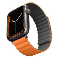 Uniq Revix dubbelzijdig bandje Apple Watch Series 1 t/m 11 / SE / Ultra (44/45/46/49 mm) - Charcoal (Grey/Orange)