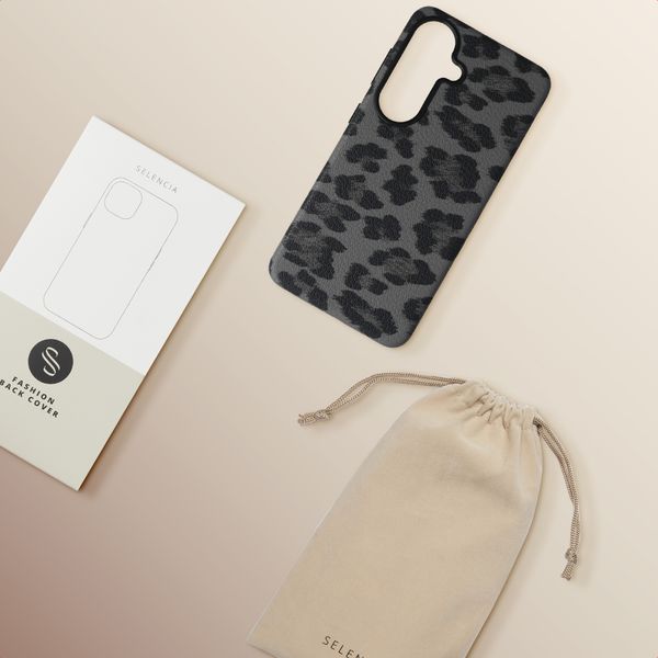 Selencia Sabi Back Cover Panther Print with MagSafe Samsung Galaxy S26 - Midnight Black