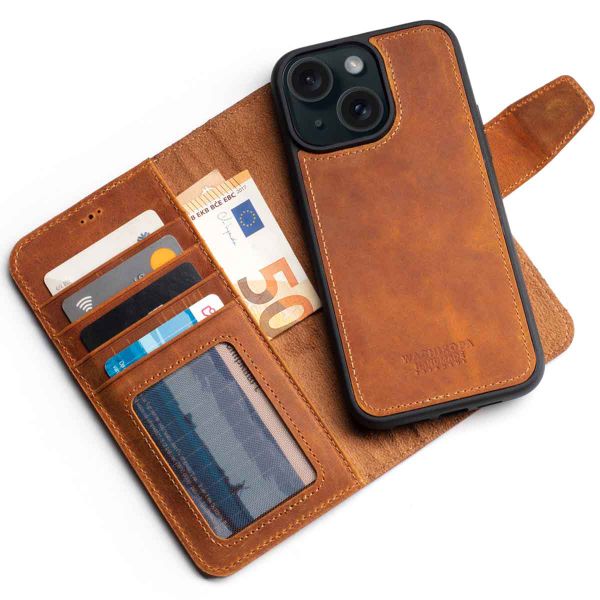 Wachikopa Magic Bookcase 2-in-1 iPhone 15 - Camel