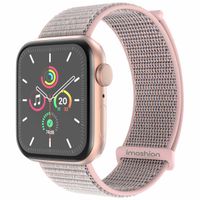 imoshion Nylon⁺ bandje Apple Watch Series 1 t/m 9 / SE (38/40/41 mm) | Series 10 (42 mm) - Pink Sand