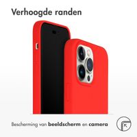 Accezz Liquid Silicone Backcover met MagSafe iPhone 14 Pro Max - Rood