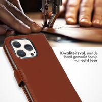 Selencia Echt Lederen Bookcase Apple iPhone 15 Pro - Lichtbruin