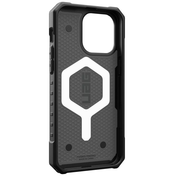 UAG Pathfinder Backcover MagSafe Apple iPhone 15 Pro Max - Zilver