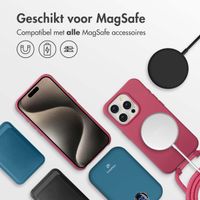 imoshion Color Backcover met afneembaar koord MagSafe Apple iPhone 15 Pro Max - Raspberry