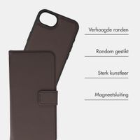 imoshion Uitneembare 2-in-1 Luxe Bookcase Apple iPhone 17e / 16e - Bruin