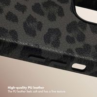 Selencia Sabi Back Cover Panther Print with MagSafe Apple iPhone 13 - Midnight Black